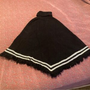 Mercer & Madison Black Knit Poncho Turtleneck 100% Lambs Wool Hippie Bohemian OS